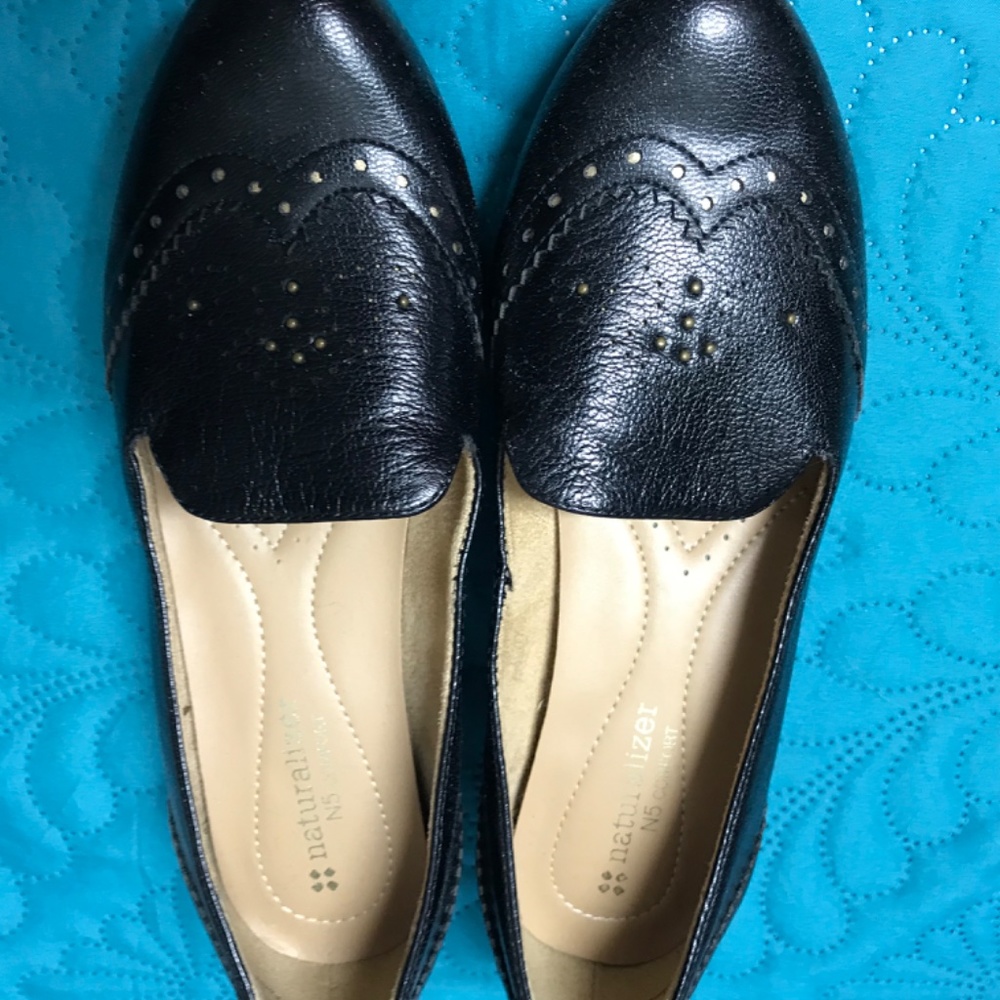 7 1/2 Black Naturalizer